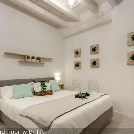 Apartment Vertical Garden By Mamo Florence