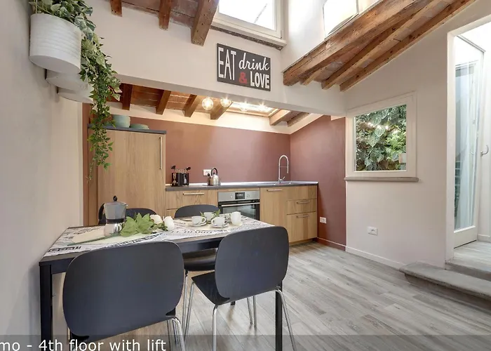 公寓 Vertical Garden By Mamo 佛罗伦萨